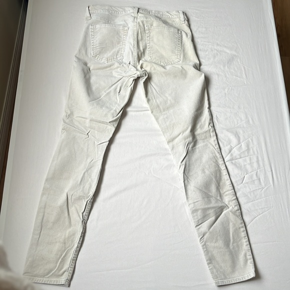 Gap women’s 30r women’s off-white modern stretch true skinny corduroy pants - Picture 2 of 4